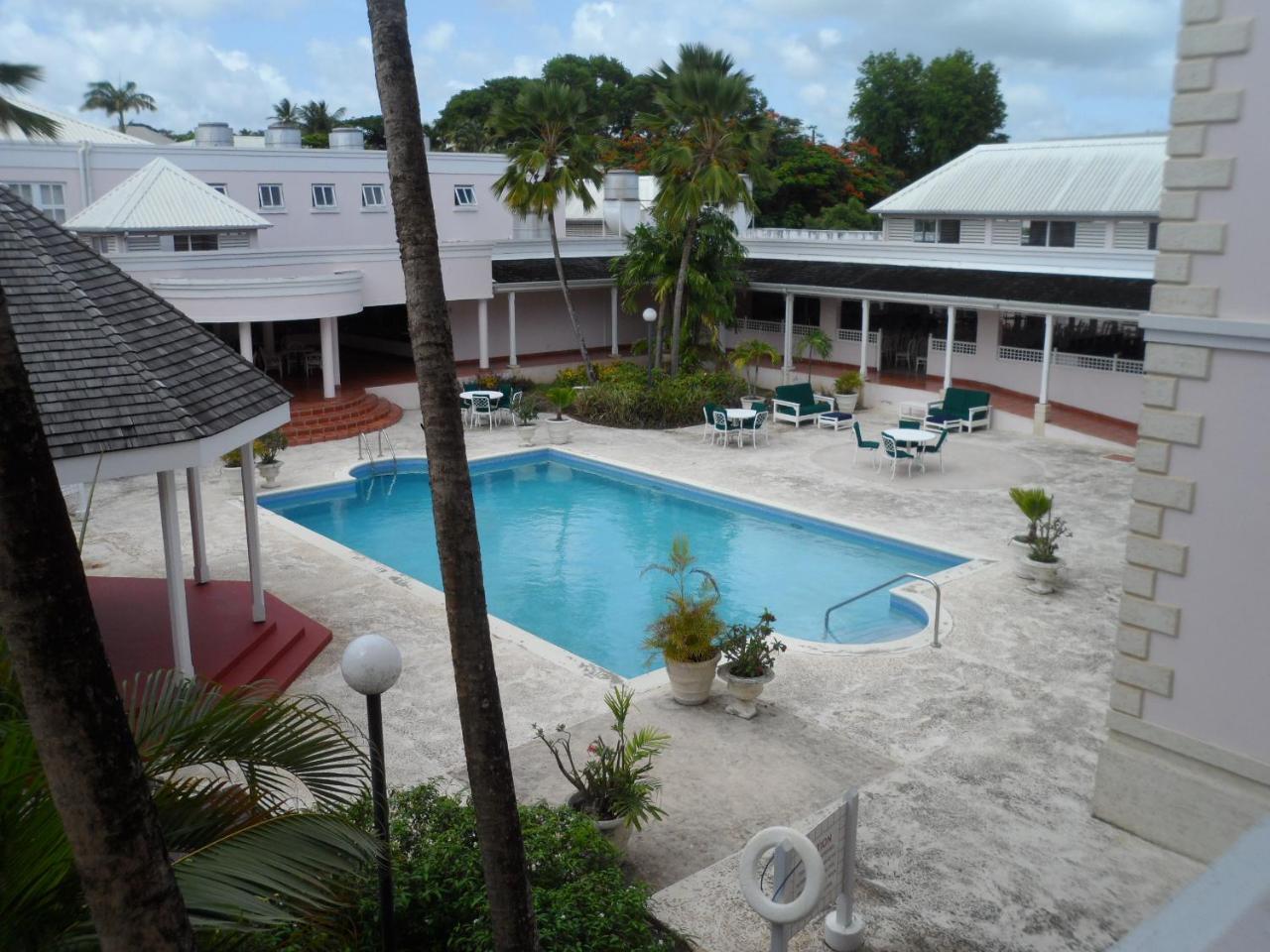 Hotel Pommarine Bridgetown Extérieur photo
